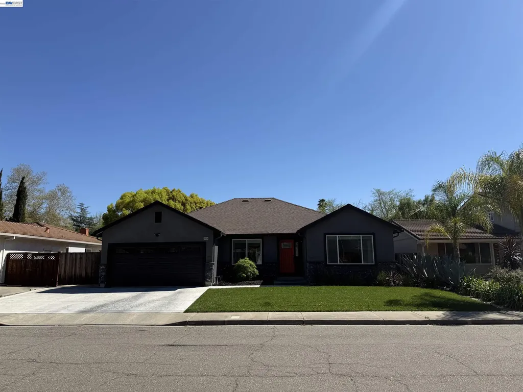 5514 Paseo Navarro Pleasanton CA 94566
