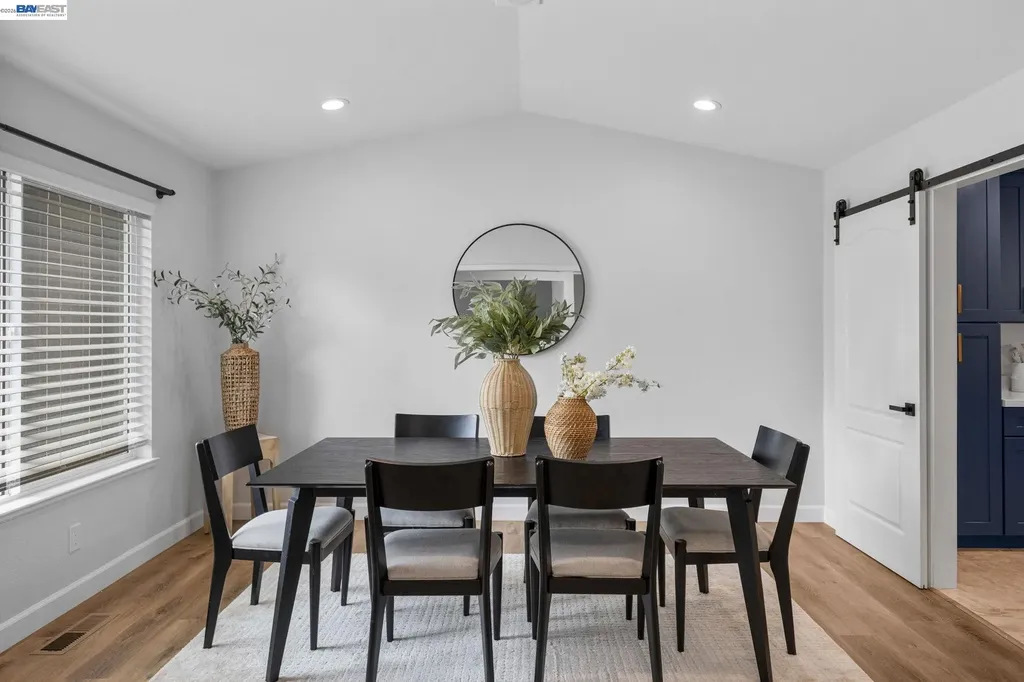5514 Paseo Navarro Pleasanton CA 94566