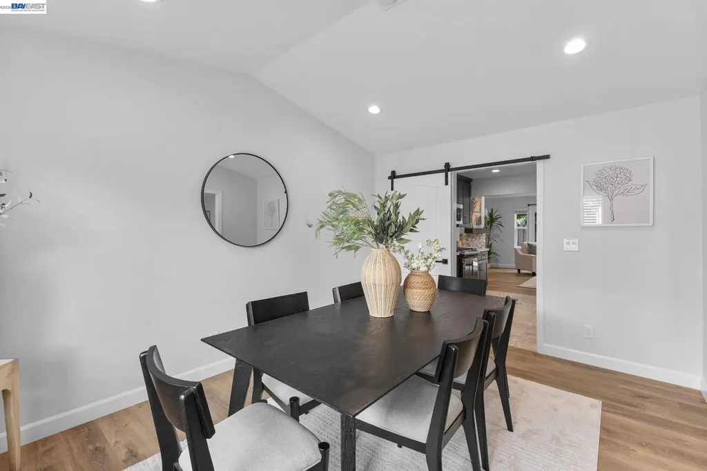 5514 Paseo Navarro Pleasanton CA 94566