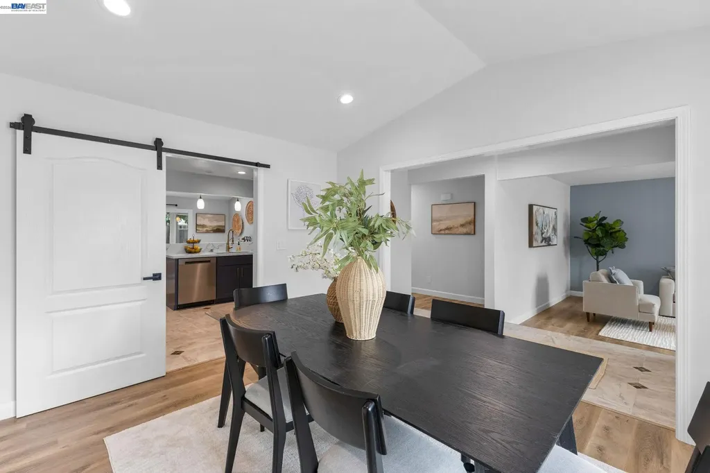 5514 Paseo Navarro Pleasanton CA 94566