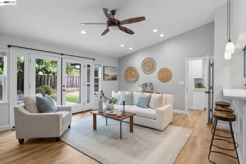 5514 Paseo Navarro Pleasanton CA 94566