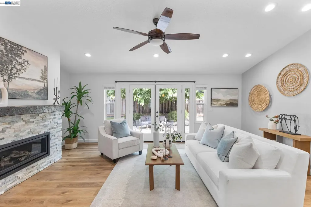 5514 Paseo Navarro Pleasanton CA 94566