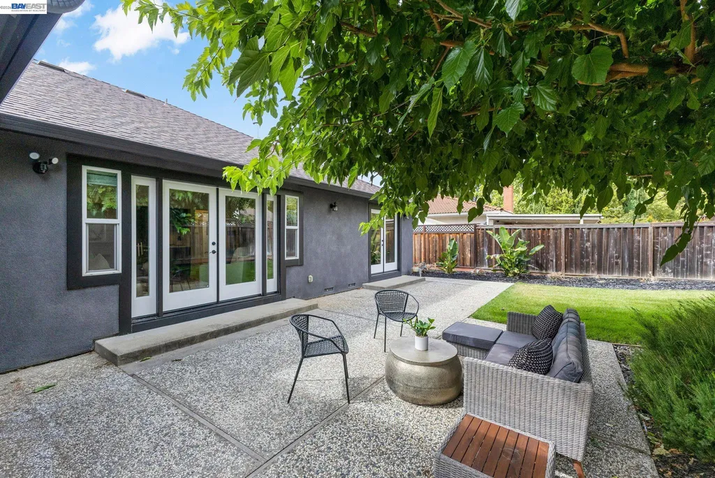 5514 Paseo Navarro Pleasanton CA 94566
