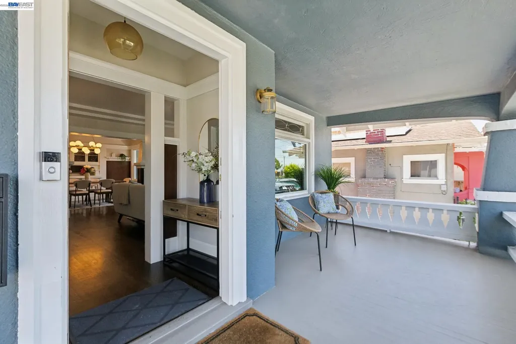 2724 Seminary Avenue Oakland CA 94605