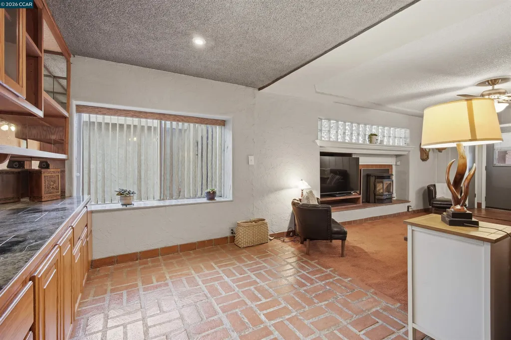 5249 Olive Drive Concord CA 94521
