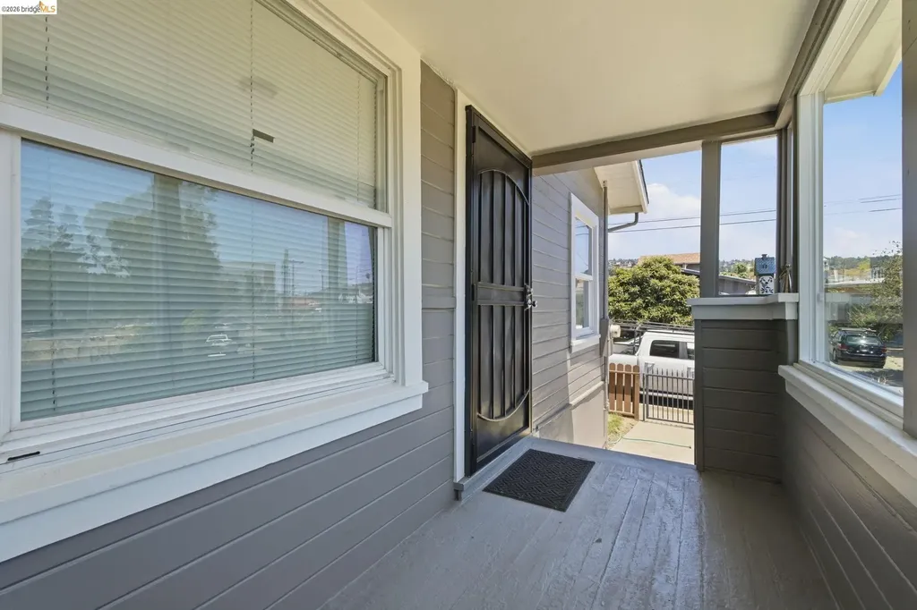 4201 Redding Street Oakland CA 94619