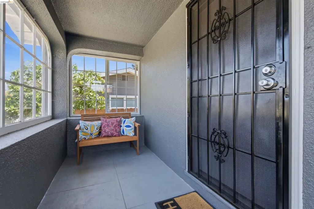 4201 Redding Street Oakland CA 94619