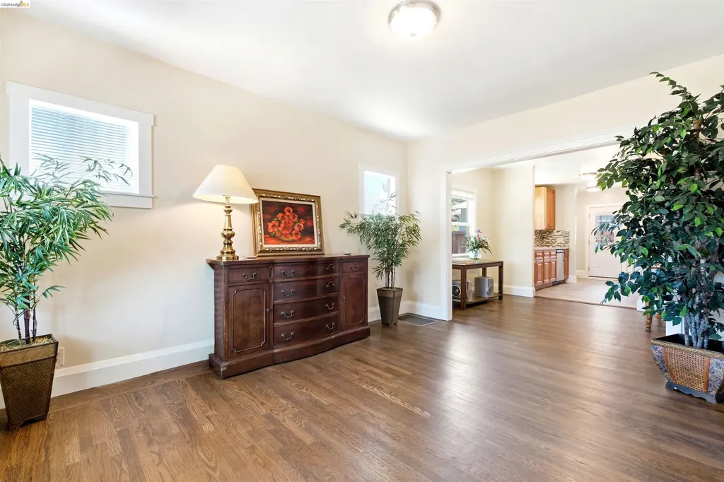 4201 Redding Street Oakland CA 94619