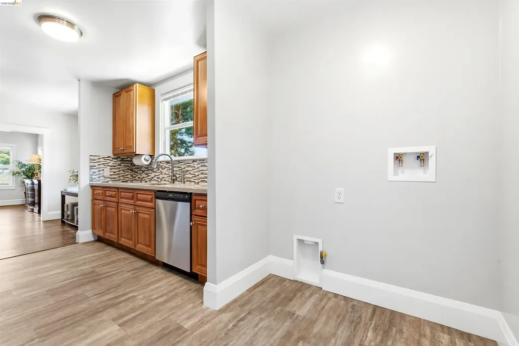 4201 Redding Street Oakland CA 94619