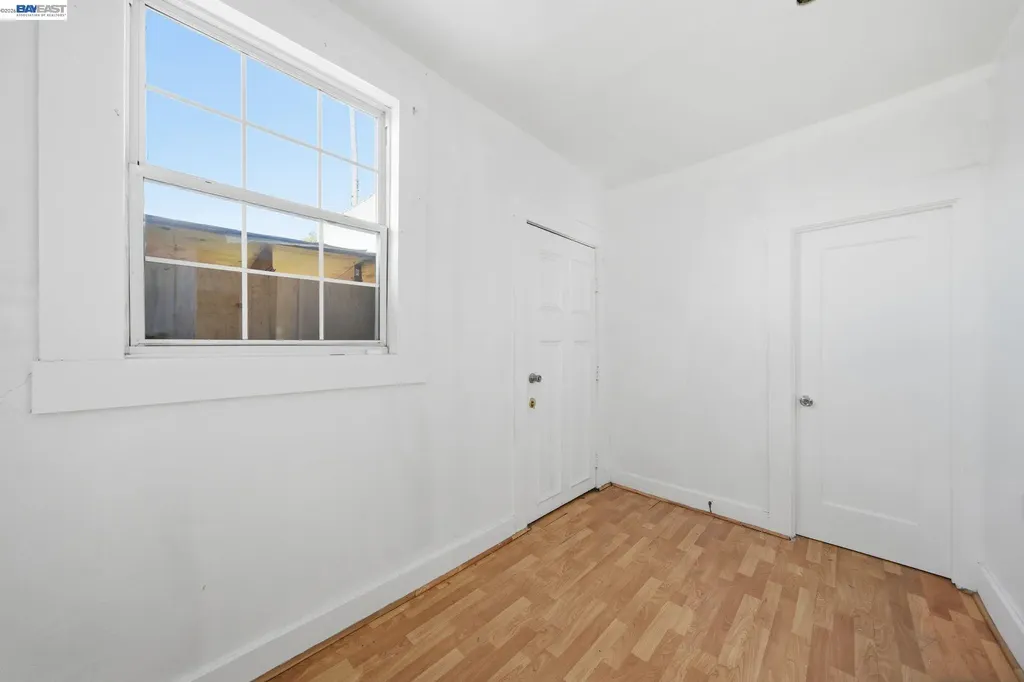 5315 Cole Street Oakland CA 94601