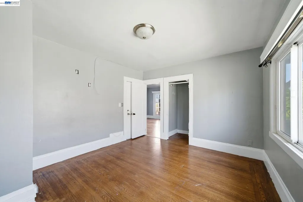 5315 Cole Street Oakland CA 94601