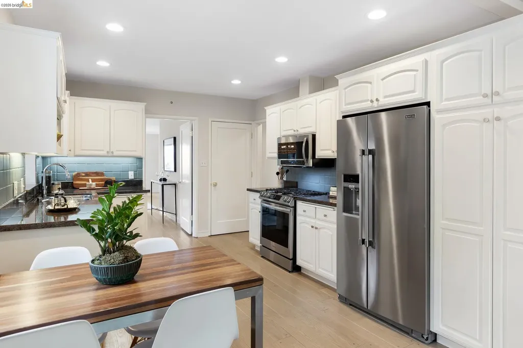 4434 Davenport Avenue Oakland CA 94619