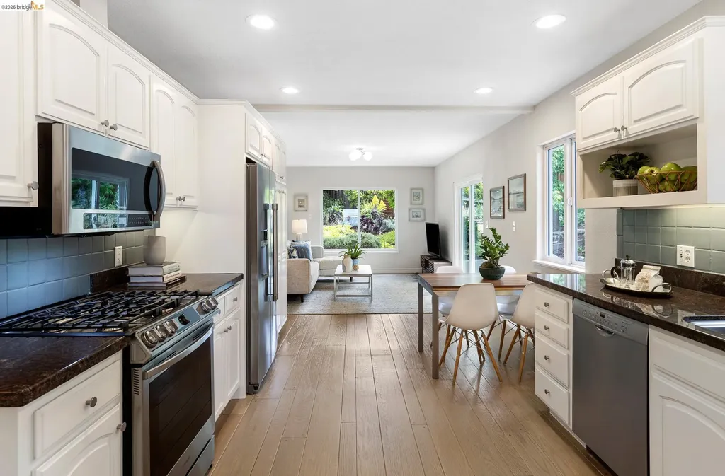 4434 Davenport Avenue Oakland CA 94619