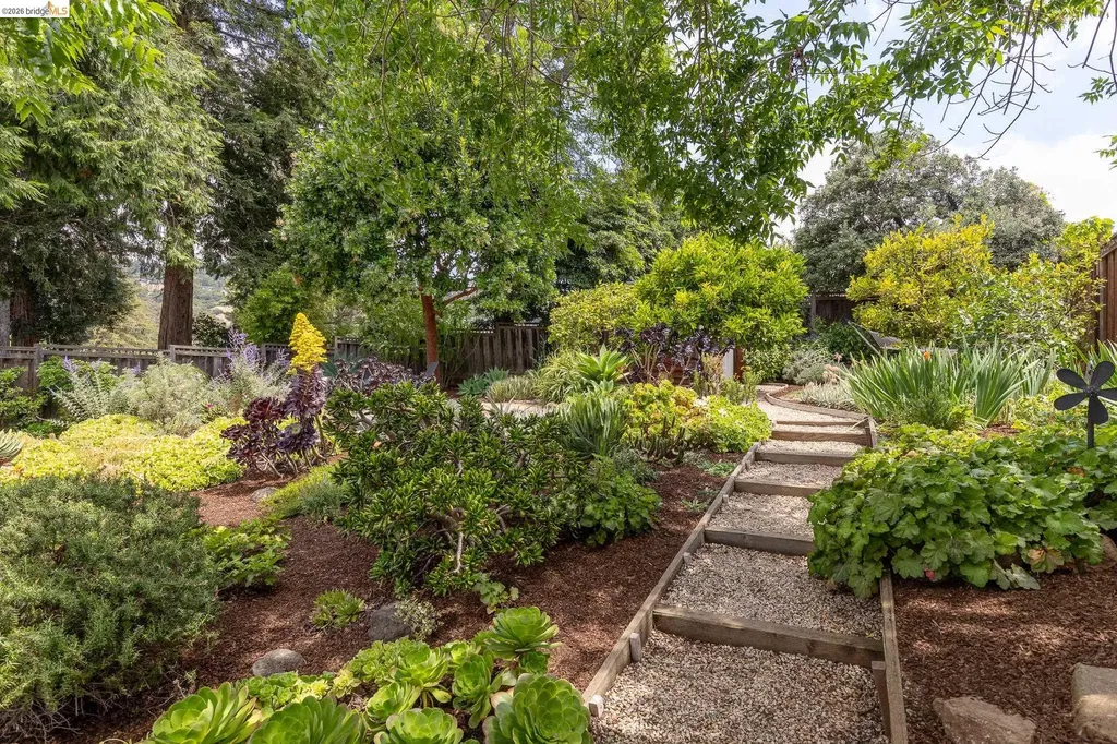 4434 Davenport Avenue Oakland CA 94619