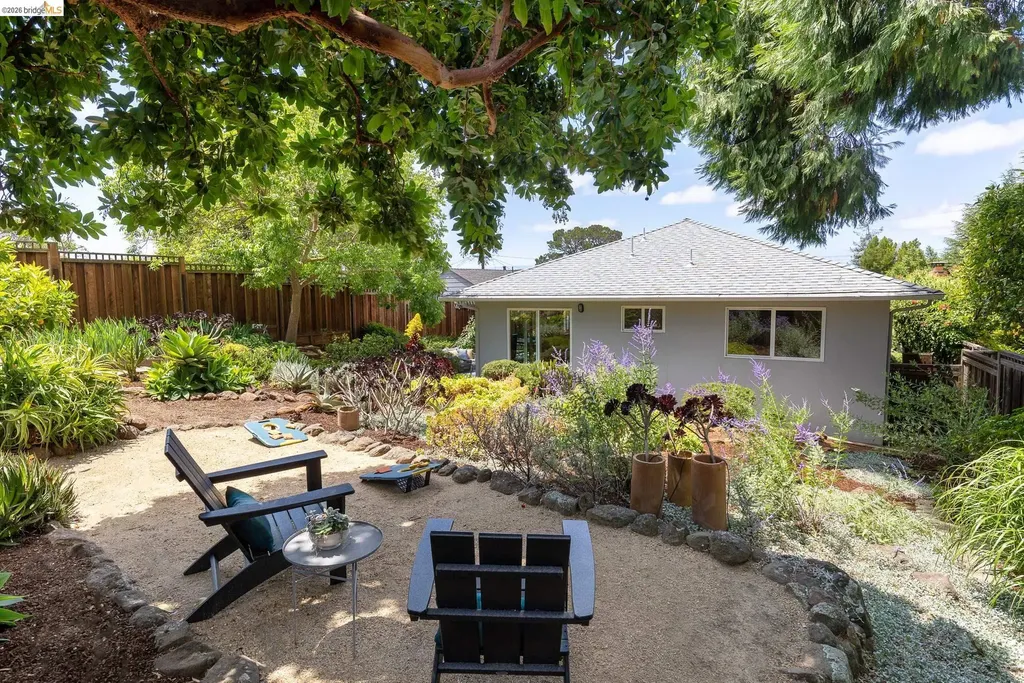 4434 Davenport Avenue Oakland CA 94619