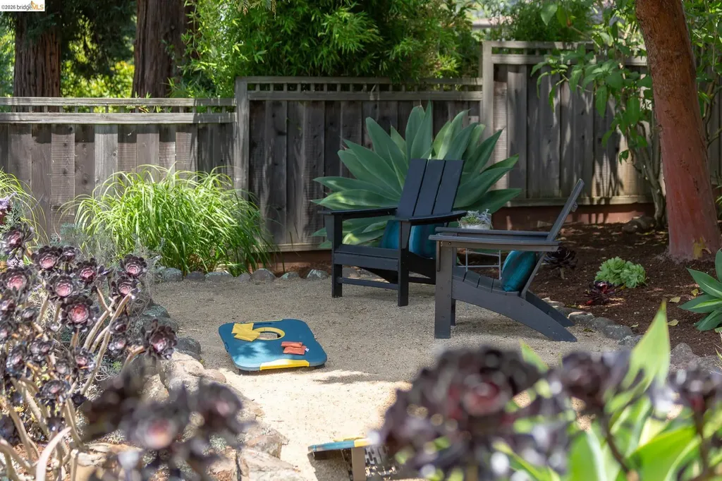 4434 Davenport Avenue Oakland CA 94619