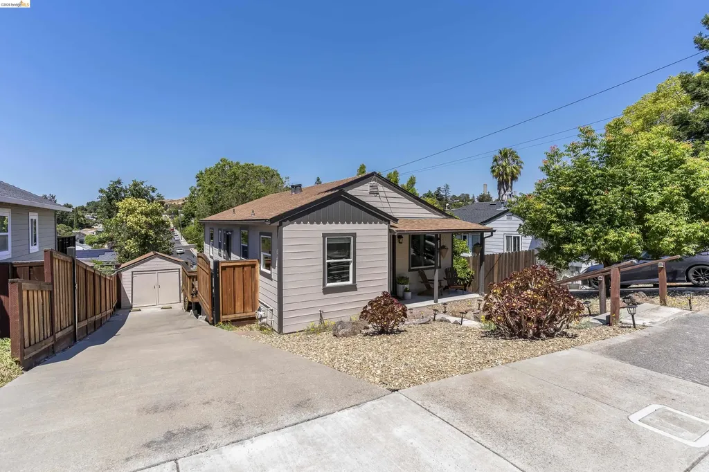 2001 Boynton Avenue Martinez CA 94553