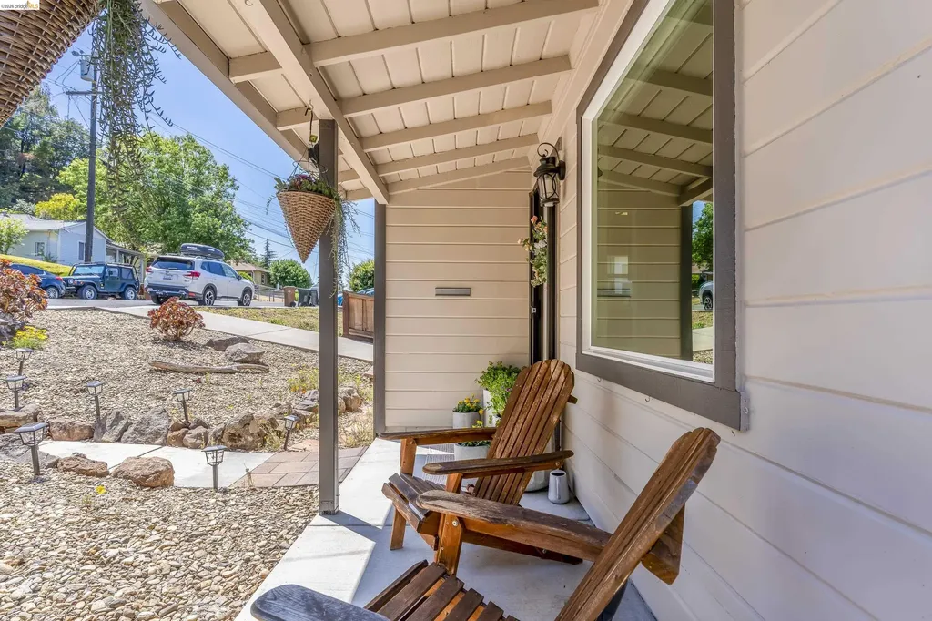 2001 Boynton Avenue Martinez CA 94553