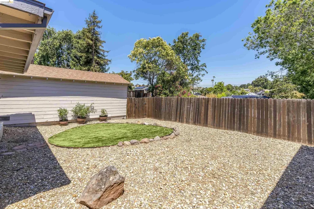 2001 Boynton Avenue Martinez CA 94553