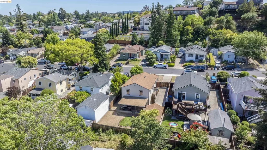 2001 Boynton Avenue Martinez CA 94553