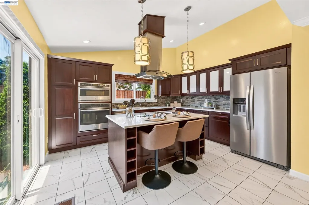 2358 Crestline Road Pleasanton CA 94566