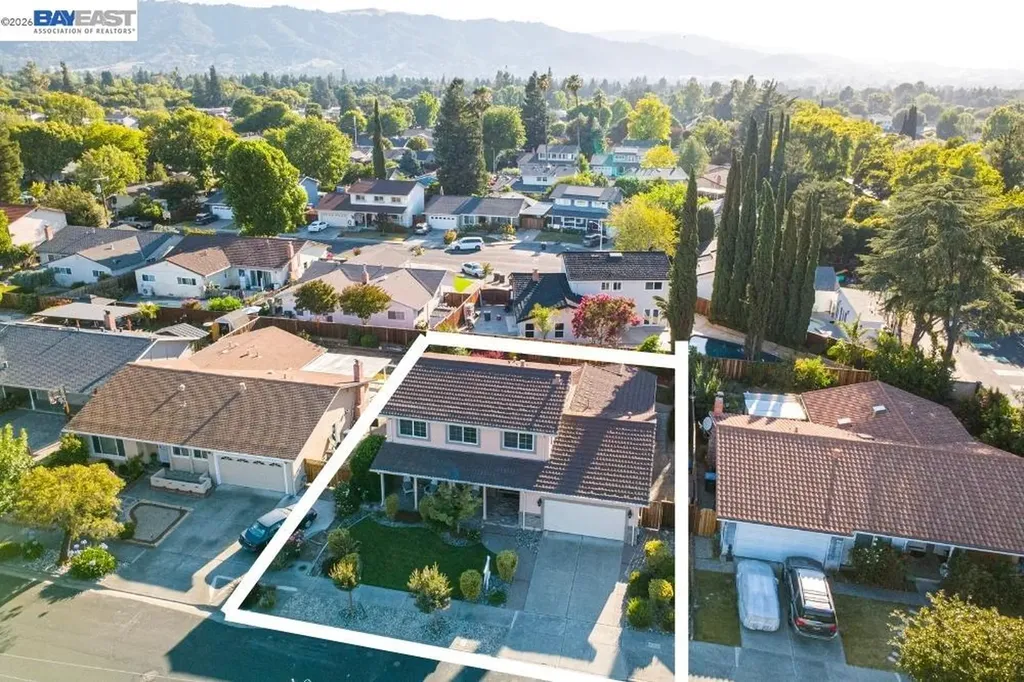 2358 Crestline Road Pleasanton CA 94566