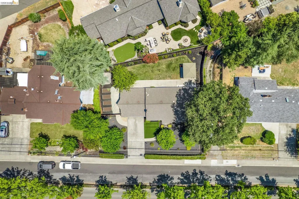 1131 Camino Tassajara Danville CA 94526
