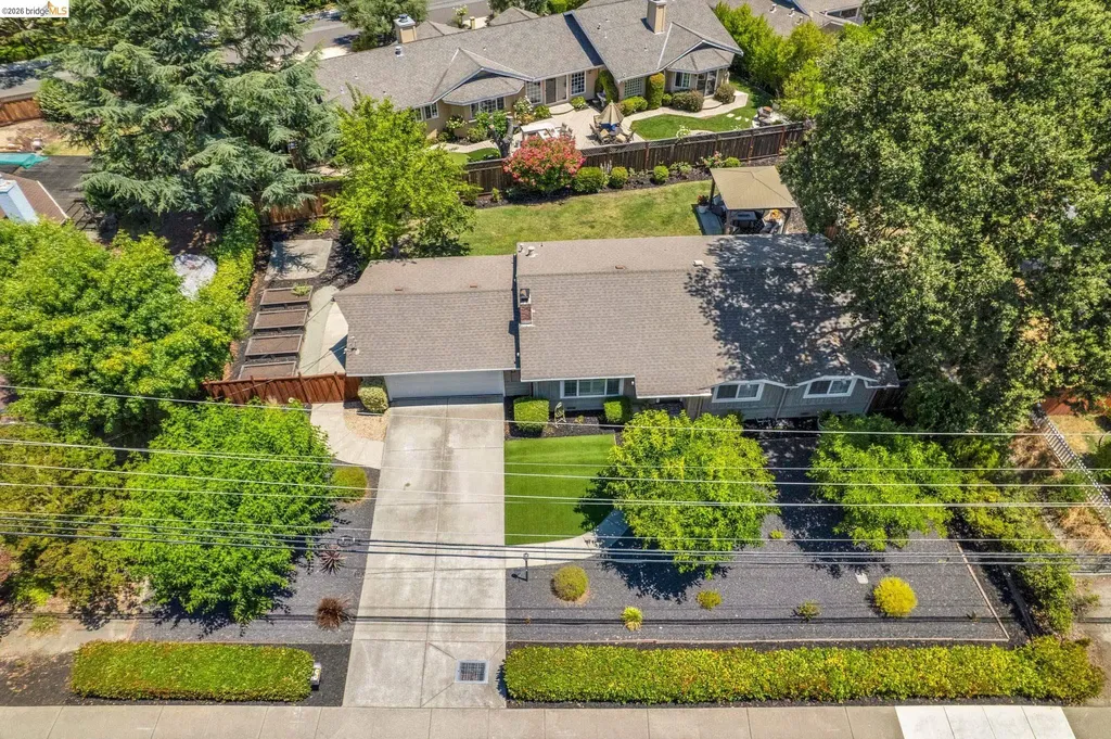 1131 Camino Tassajara Danville CA 94526