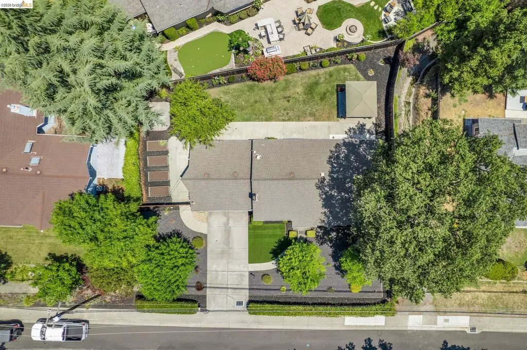 1131 Camino Tassajara Danville CA 94526