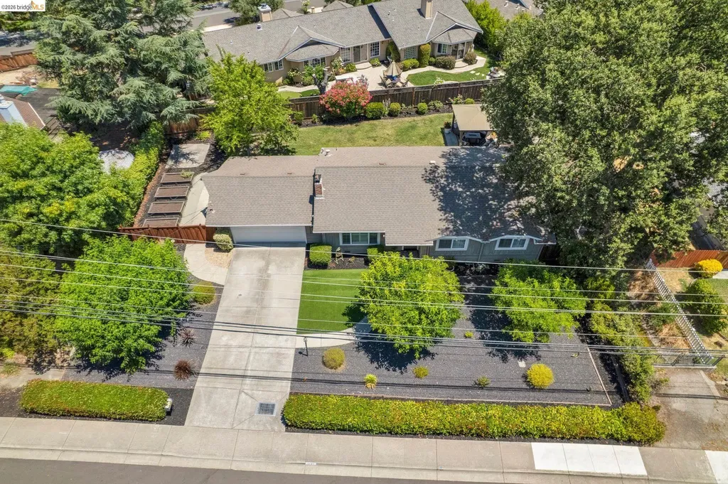1131 Camino Tassajara Danville CA 94526