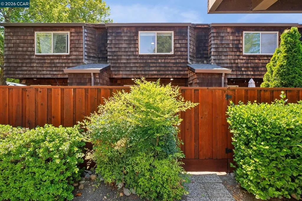 225 Mayhew Way Walnut Creek CA 94597