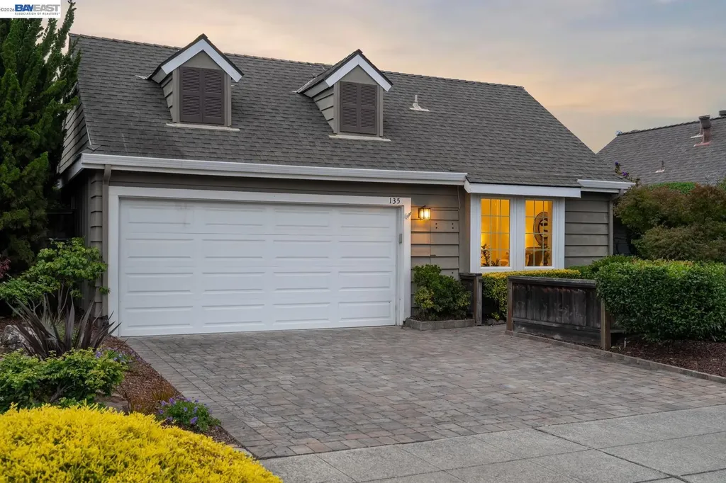 135 Avington Road Alameda CA 94502