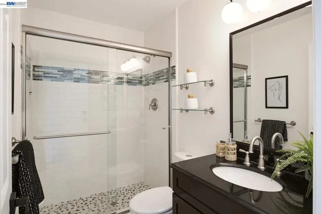 135 Avington Road Alameda CA 94502