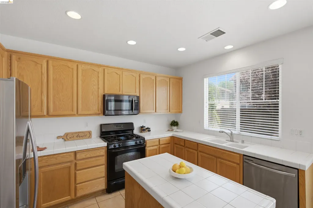 5217 Rainwood Way Antioch CA 94531