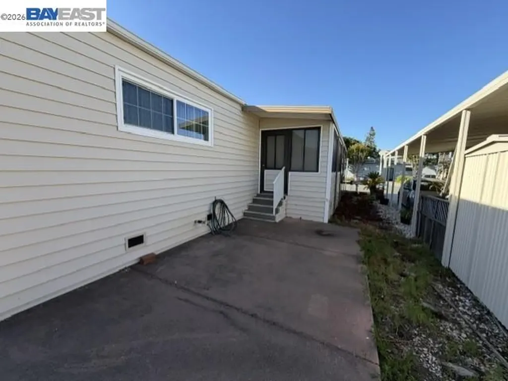 4141 Deep Creek Road #65 Fremont CA 94555