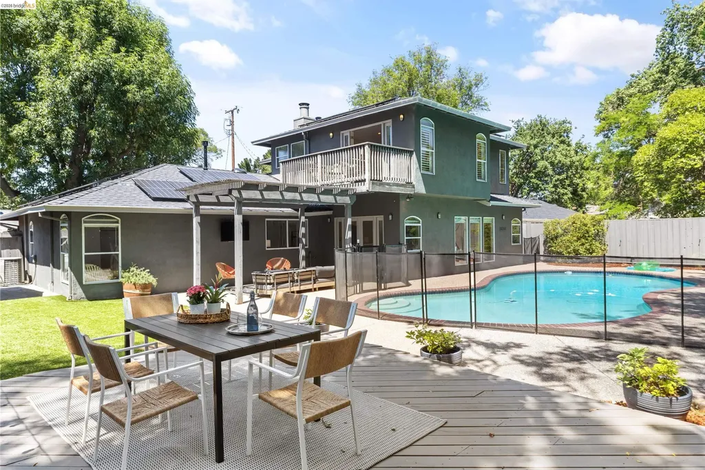255 Evelyn Drive Pleasant Hill CA 94523