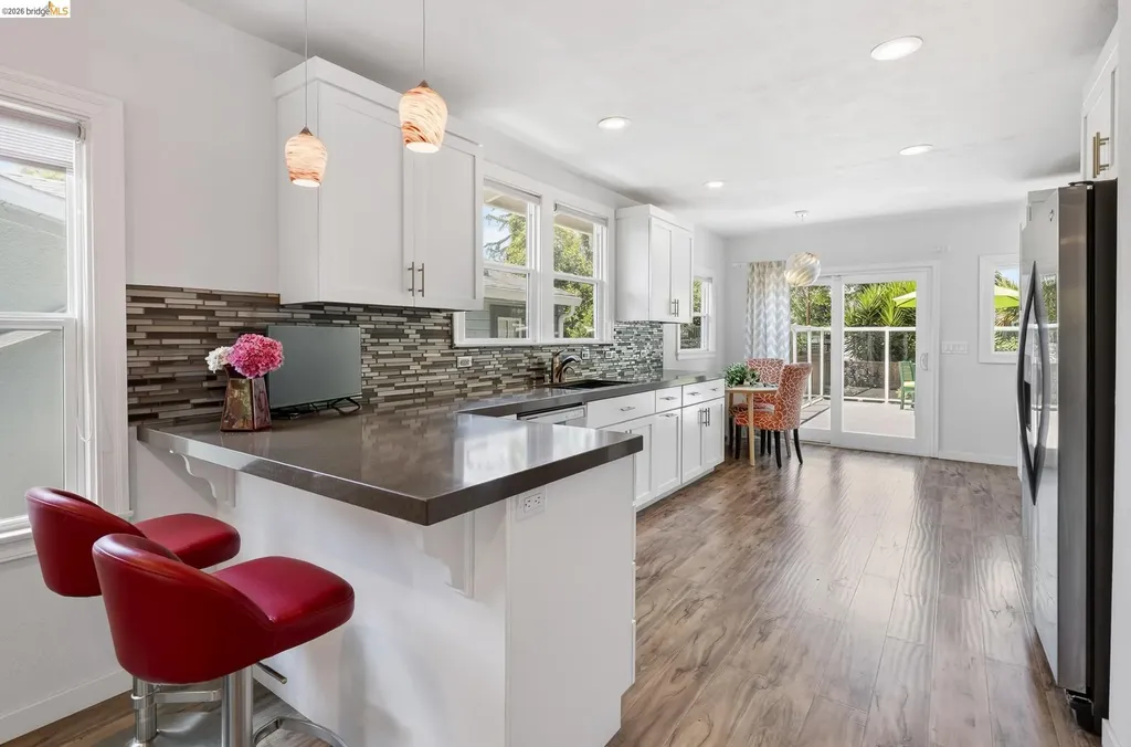 2214 Curtis Street Berkeley CA 94702