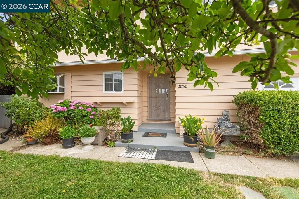 2080 Costa Court Pinole CA 94564