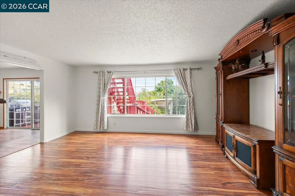 2080 Costa Court Pinole CA 94564