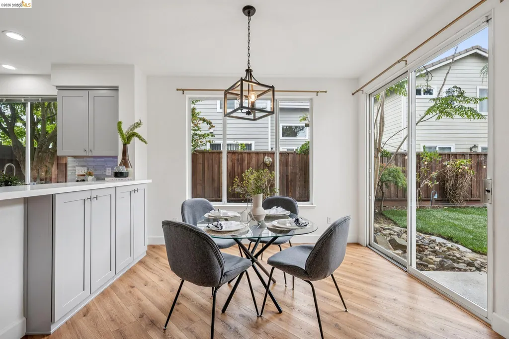 25 Farallon Court Richmond CA 94804