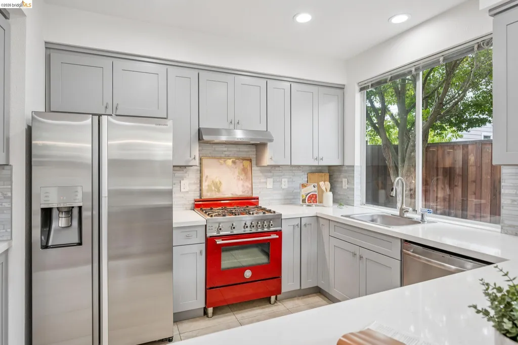 25 Farallon Court Richmond CA 94804