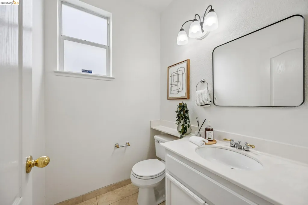 25 Farallon Court Richmond CA 94804
