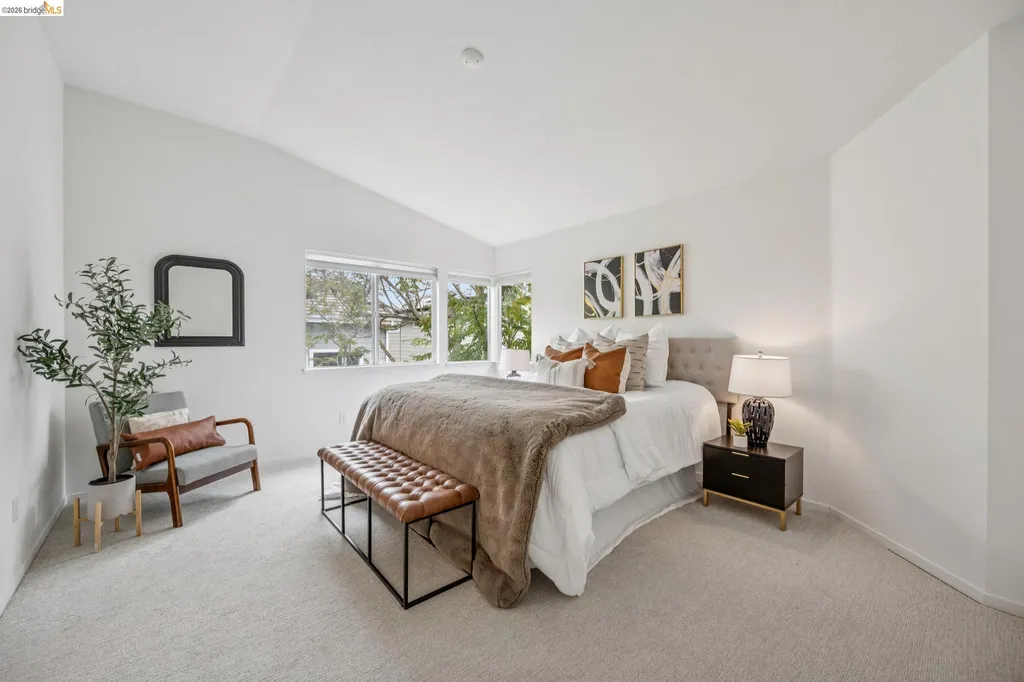 25 Farallon Court Richmond CA 94804