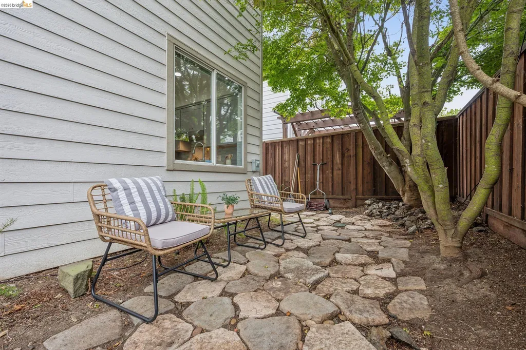 25 Farallon Court Richmond CA 94804