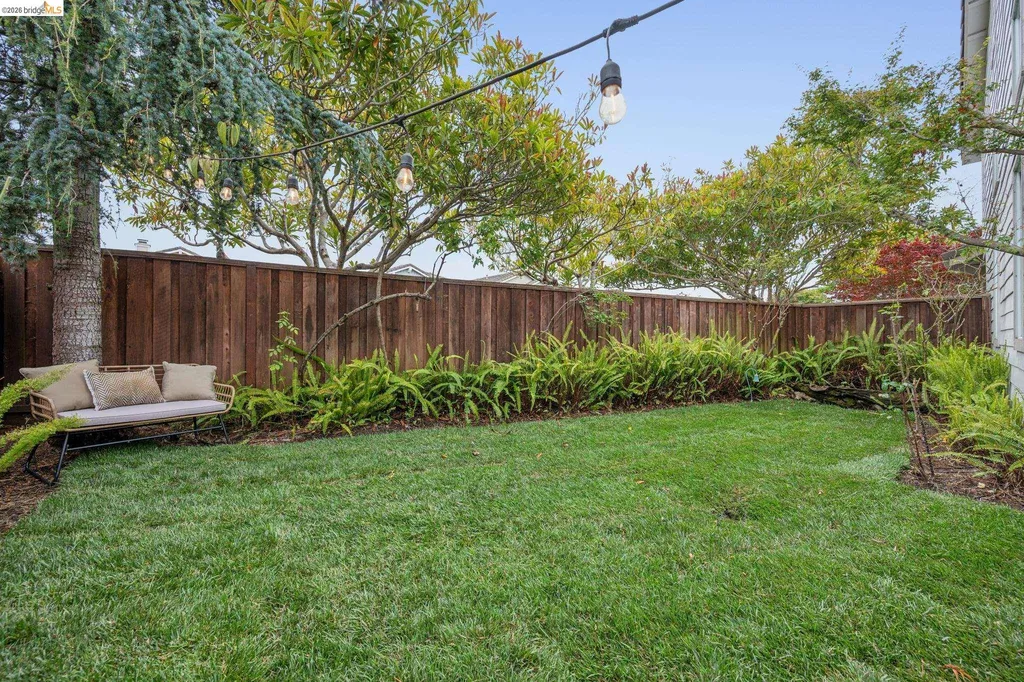 25 Farallon Court Richmond CA 94804
