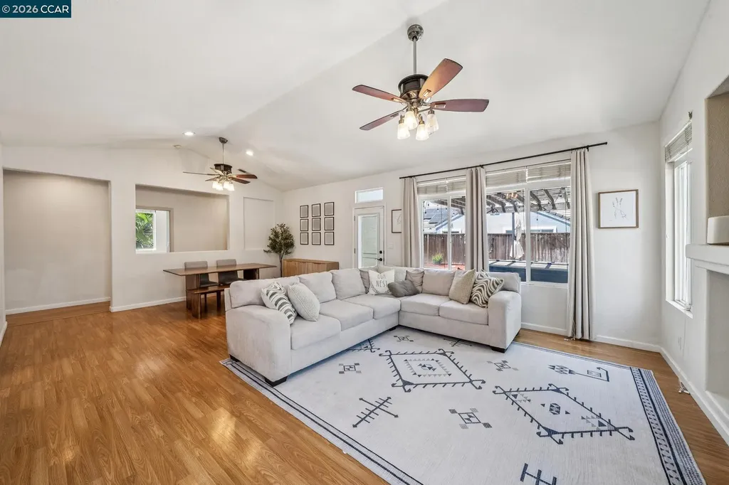 1336 Steinbeck Drive Pittsburg CA 94565
