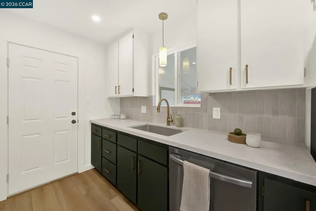 141 Anderson Street Vallejo CA 94589