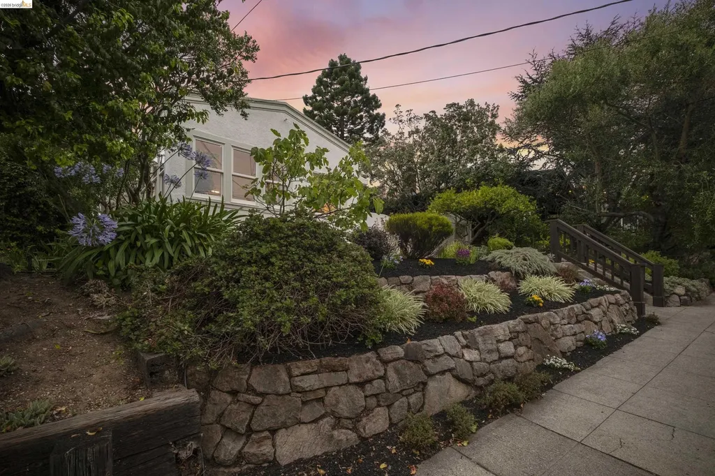 1611 Rose Street Berkeley CA 94703