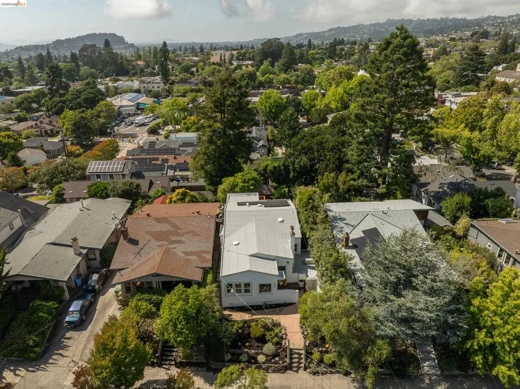 1611 Rose Street Berkeley CA 94703