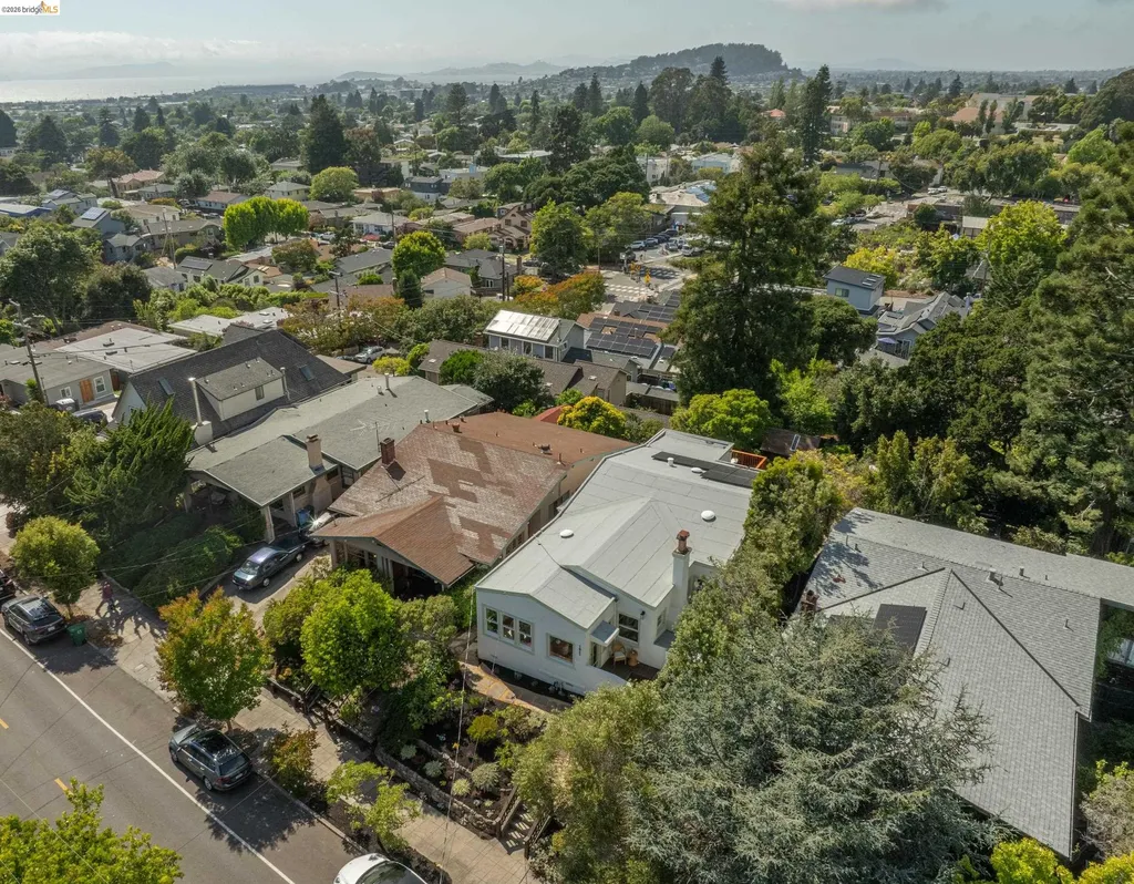 1611 Rose Street Berkeley CA 94703